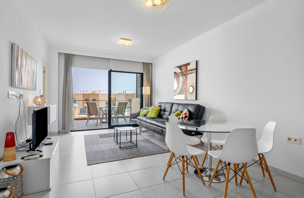 Wiederverkauf - Wohnung - Orihuela Costa - La Zenia