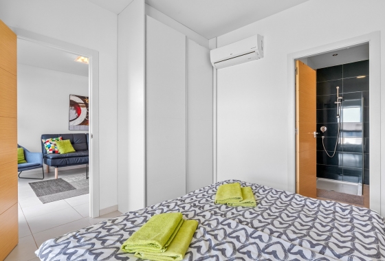 Wiederverkauf - Wohnung - Orihuela Costa - La Zenia
