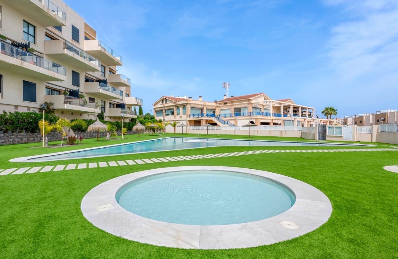 Wiederverkauf - Wohnung - Orihuela Costa - La Zenia