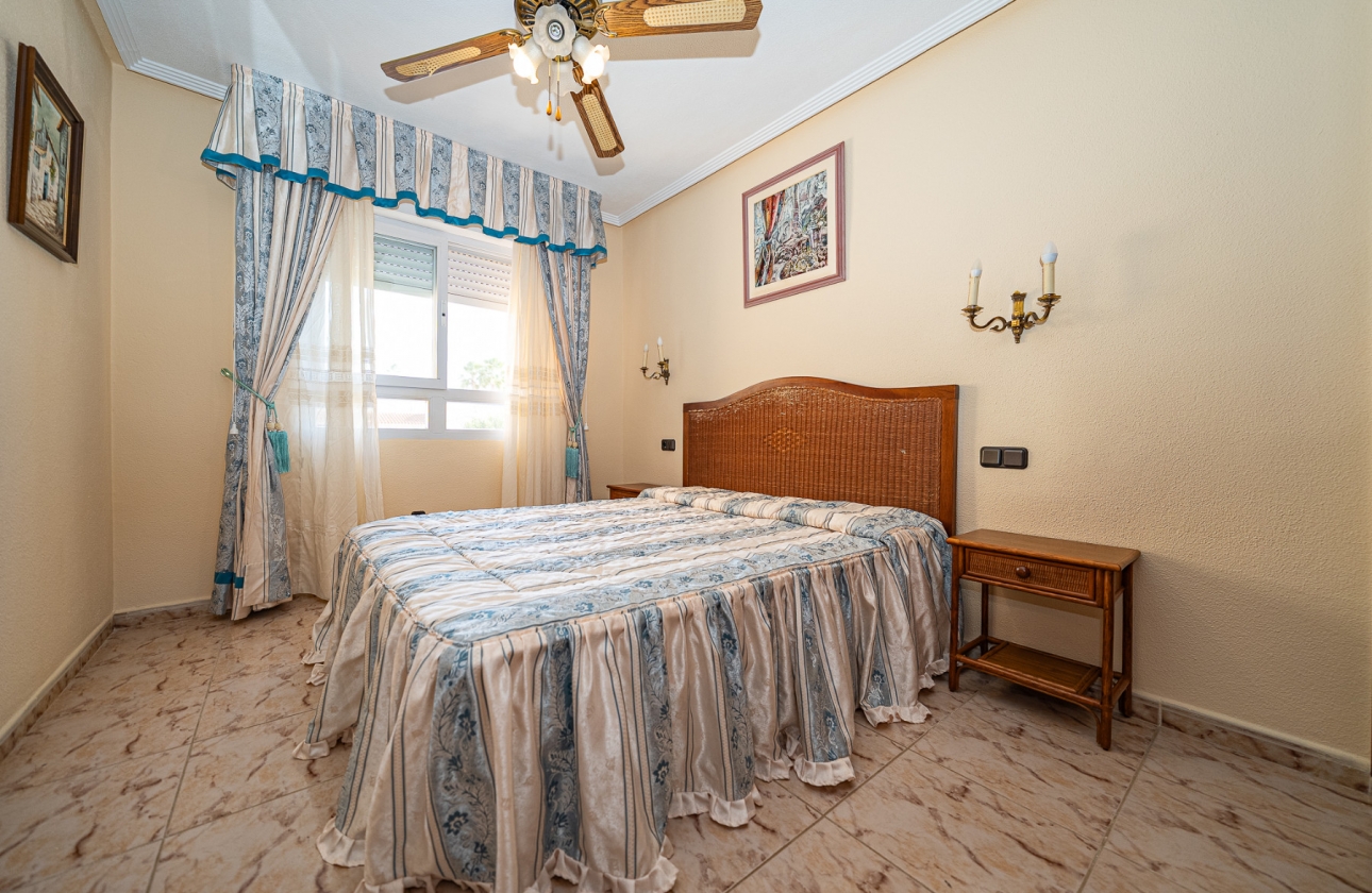 Wiederverkauf - Villa - Torrevieja - El Chaparral