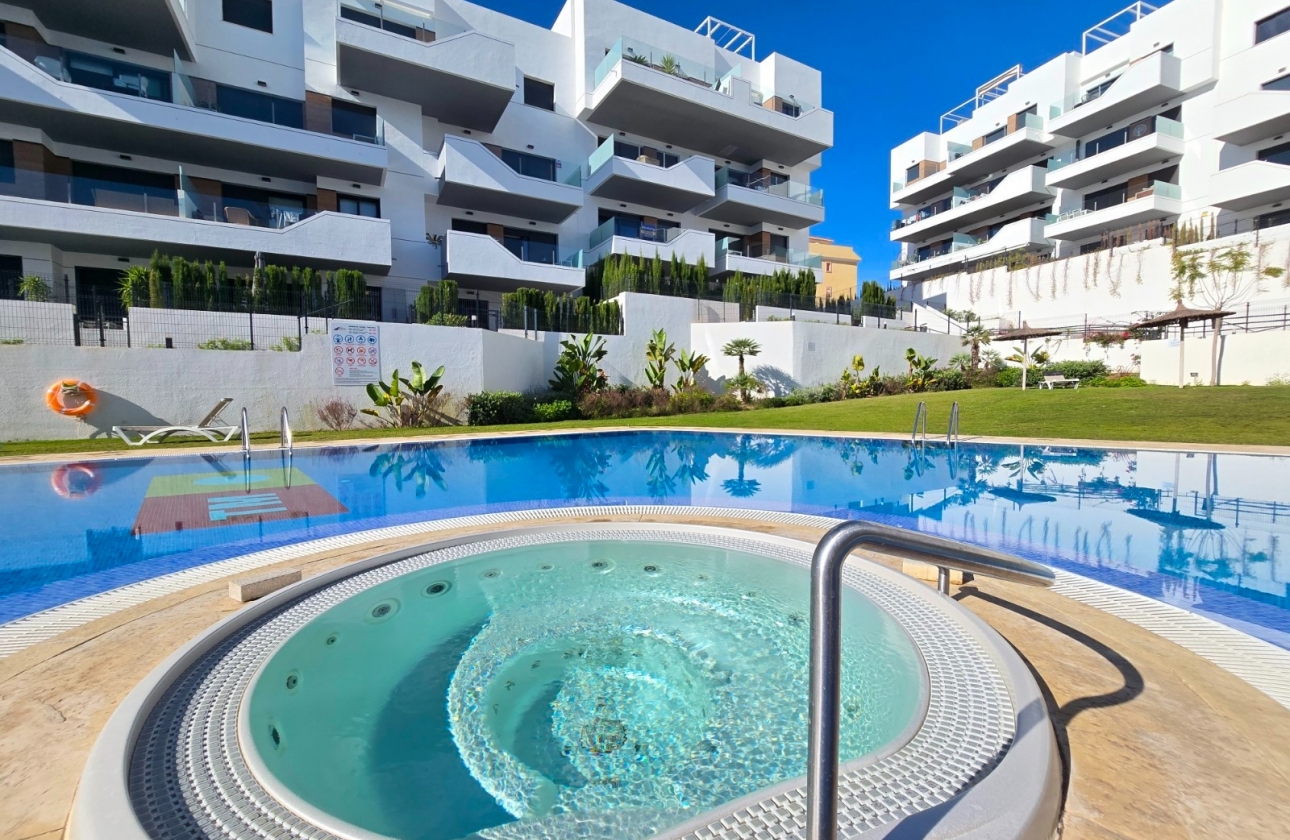 Resale - Apartment / flat - Villamartin