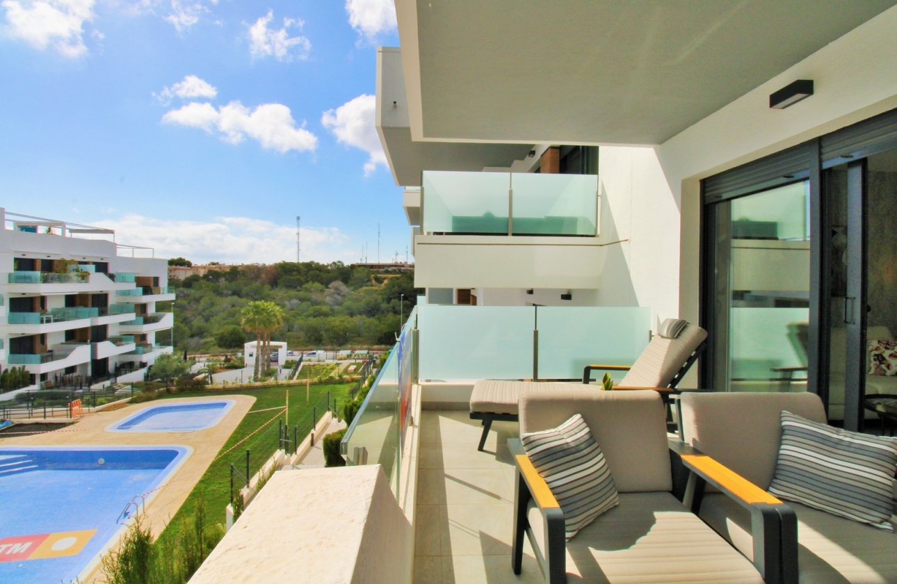 Resale - Apartment / flat - Villamartin