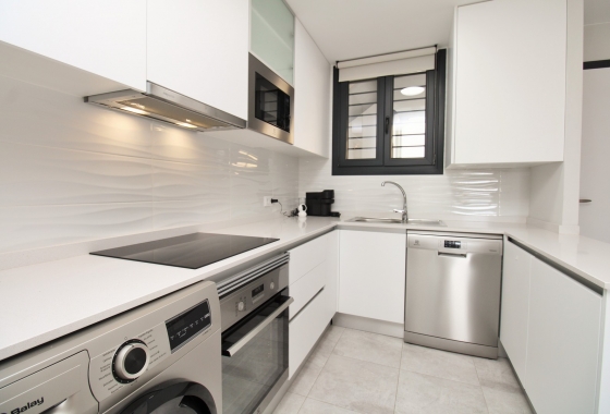 Resale - Apartment / flat - Villamartin