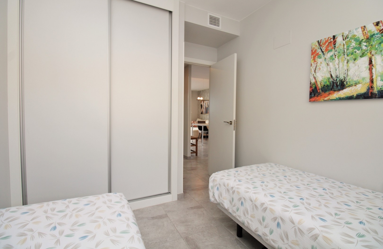 Resale - Apartment / flat - Villamartin