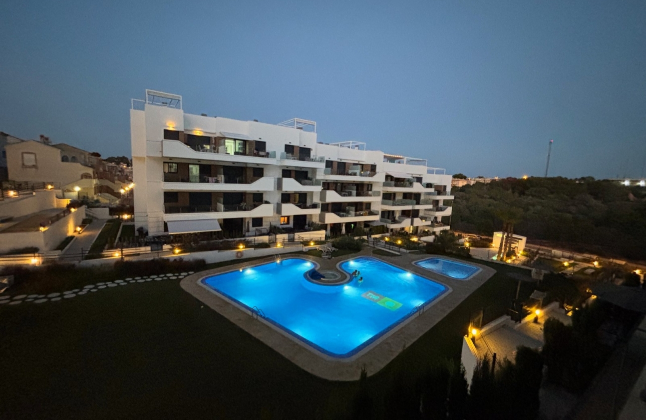 Resale - Apartment / flat - Villamartin