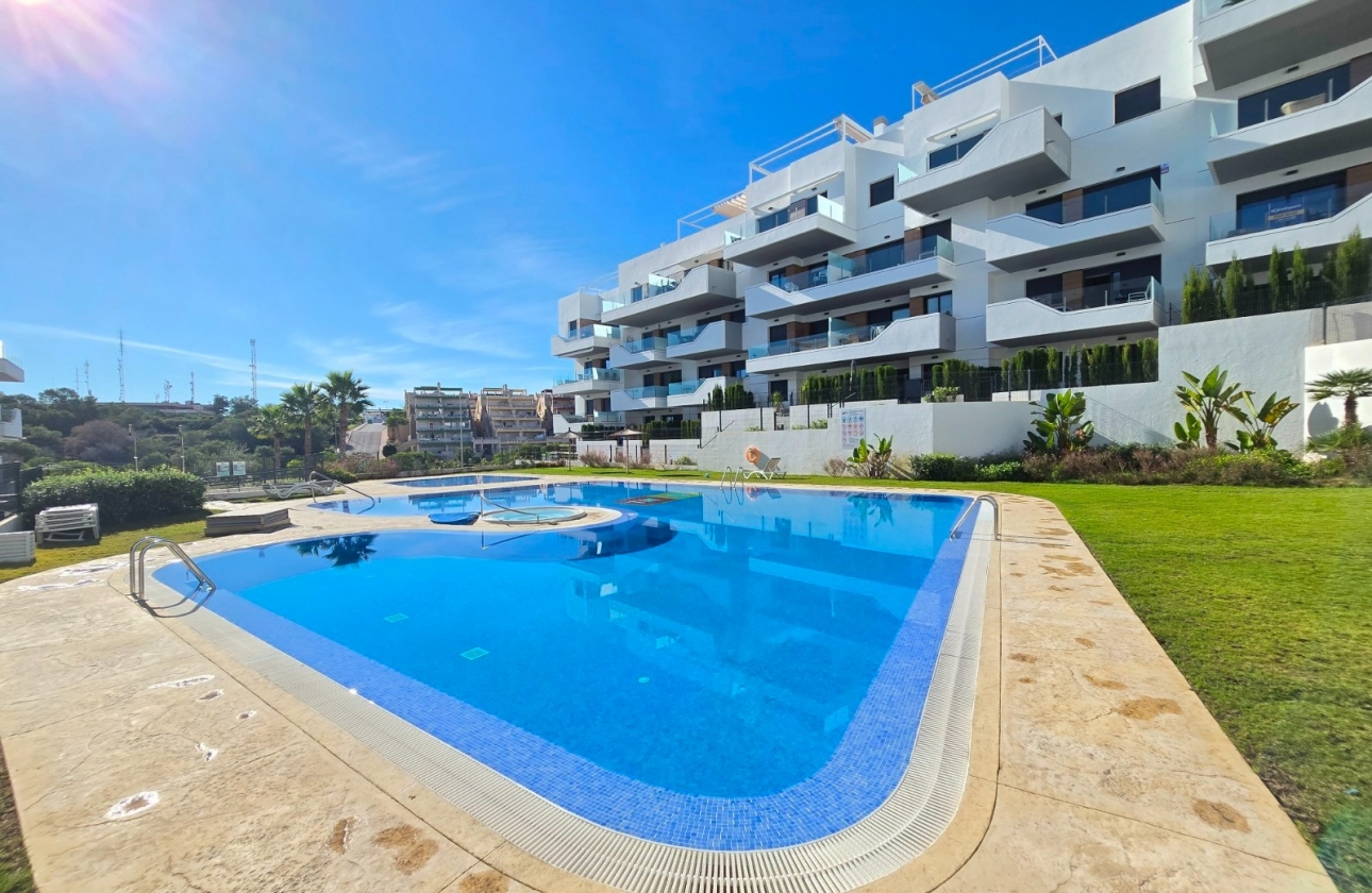 Resale - Apartment / flat - Villamartin
