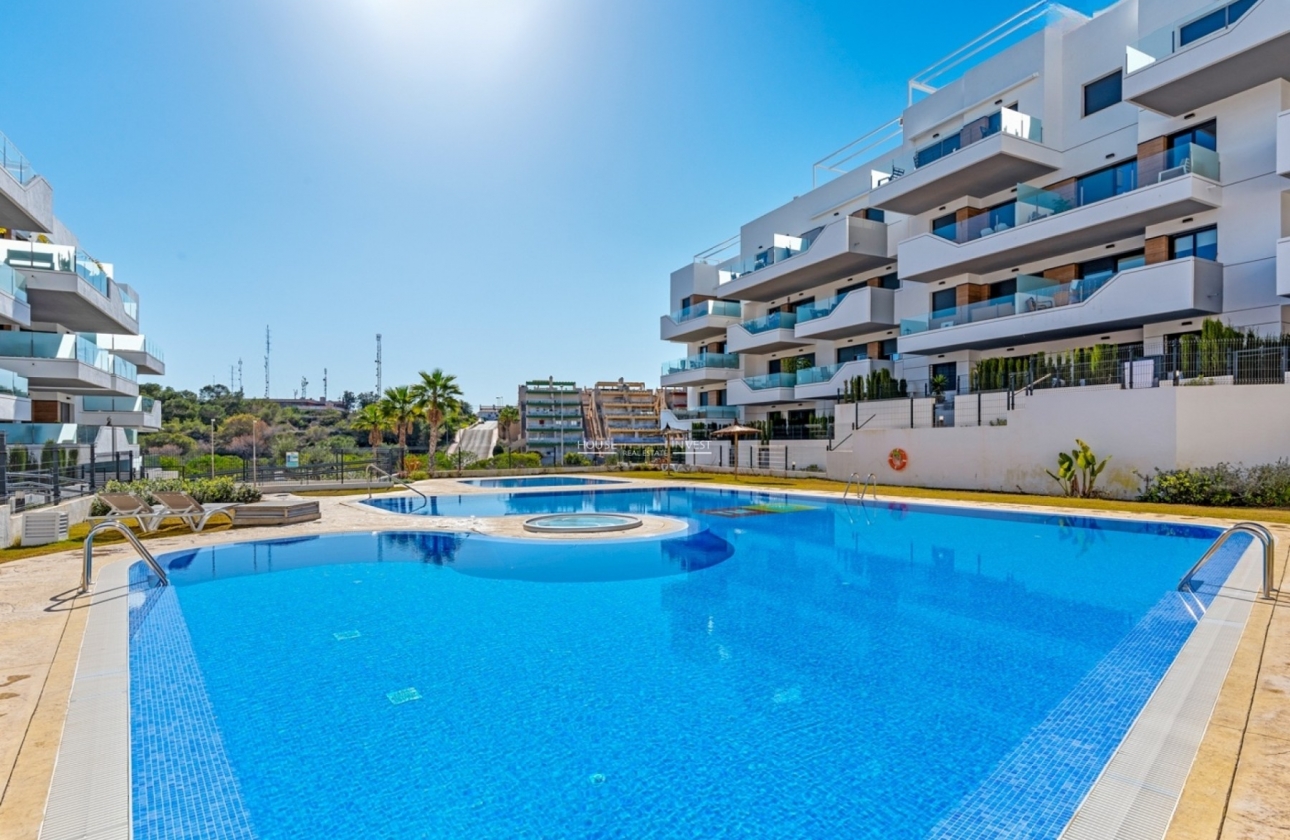 Resale - Apartment / flat - Villamartin