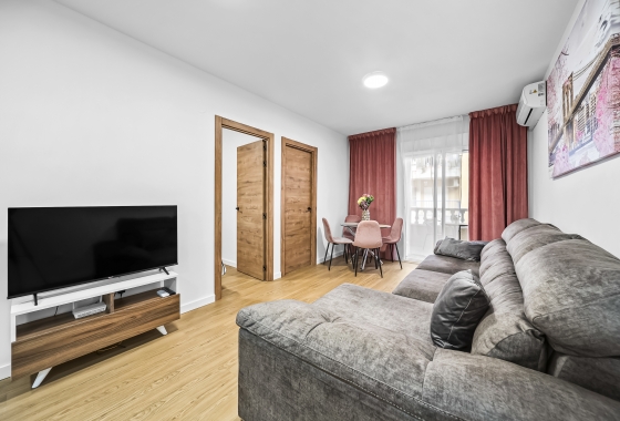 Resale - Apartment / flat - Torrevieja - Centro
