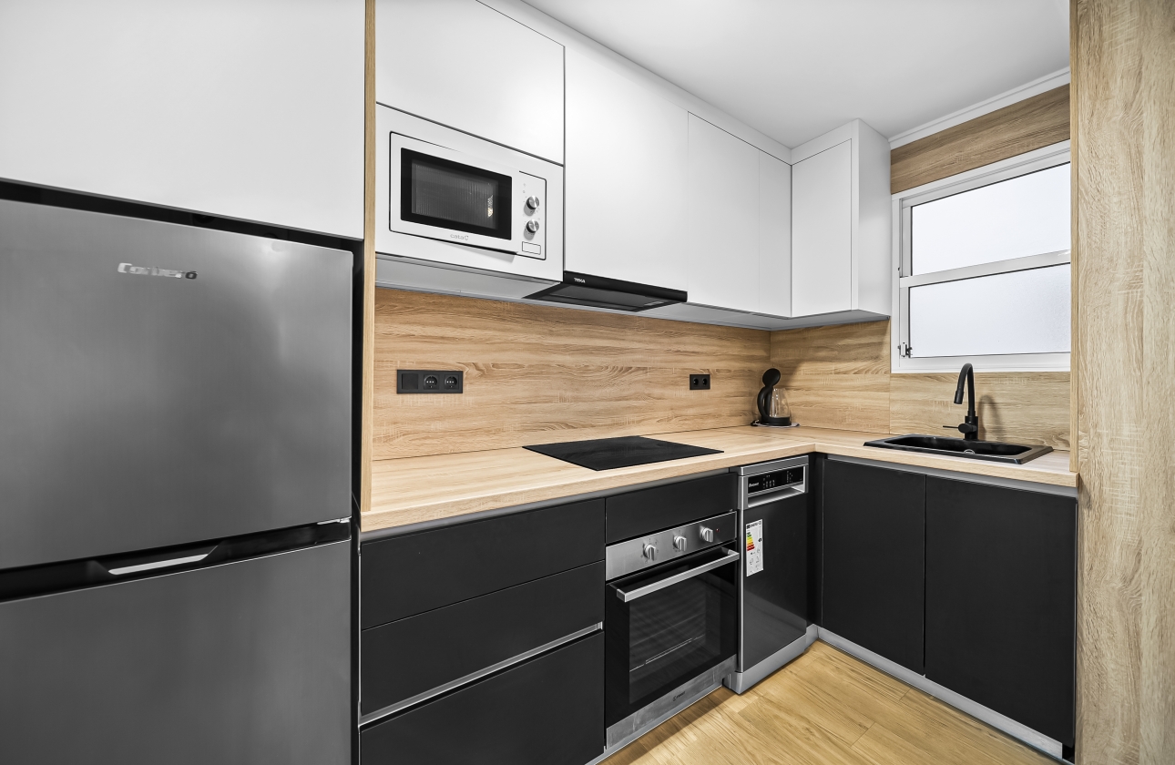 Resale - Apartment / flat - Torrevieja - Centro