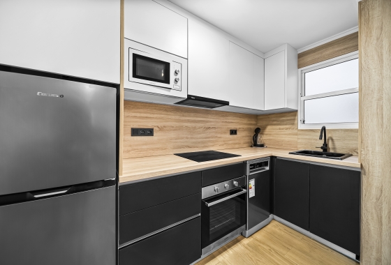 Resale - Apartment / flat - Torrevieja - Centro