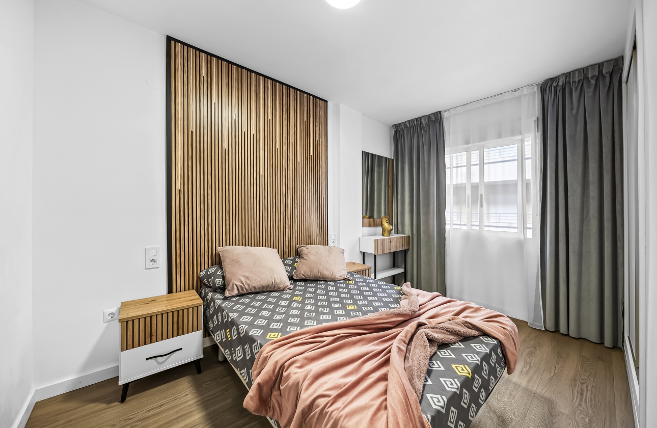 Resale - Apartment / flat - Torrevieja - Centro