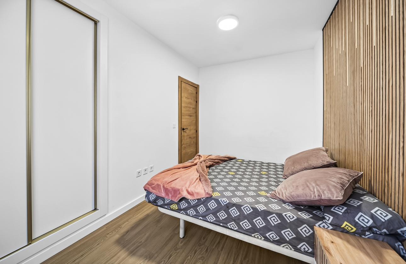 Resale - Apartment / flat - Torrevieja - Centro