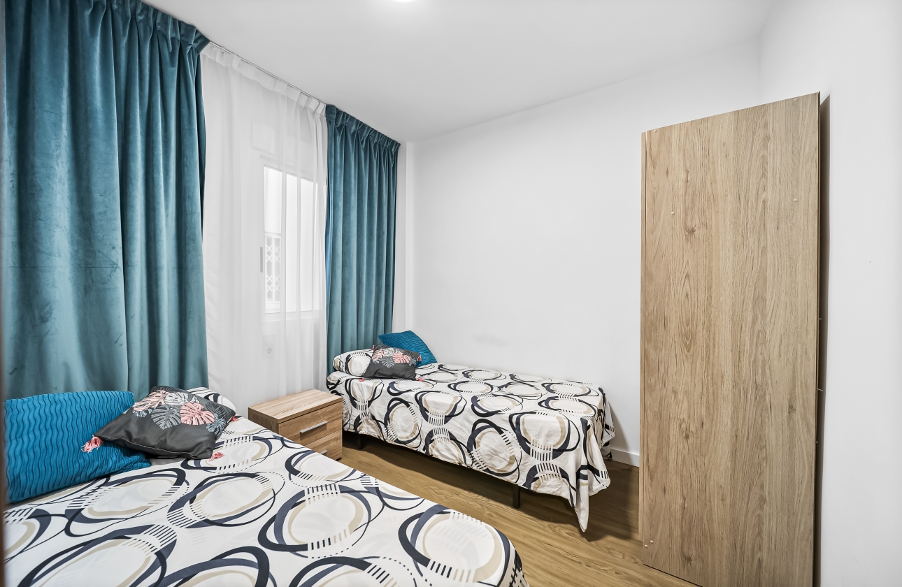 Resale - Apartment / flat - Torrevieja - Centro