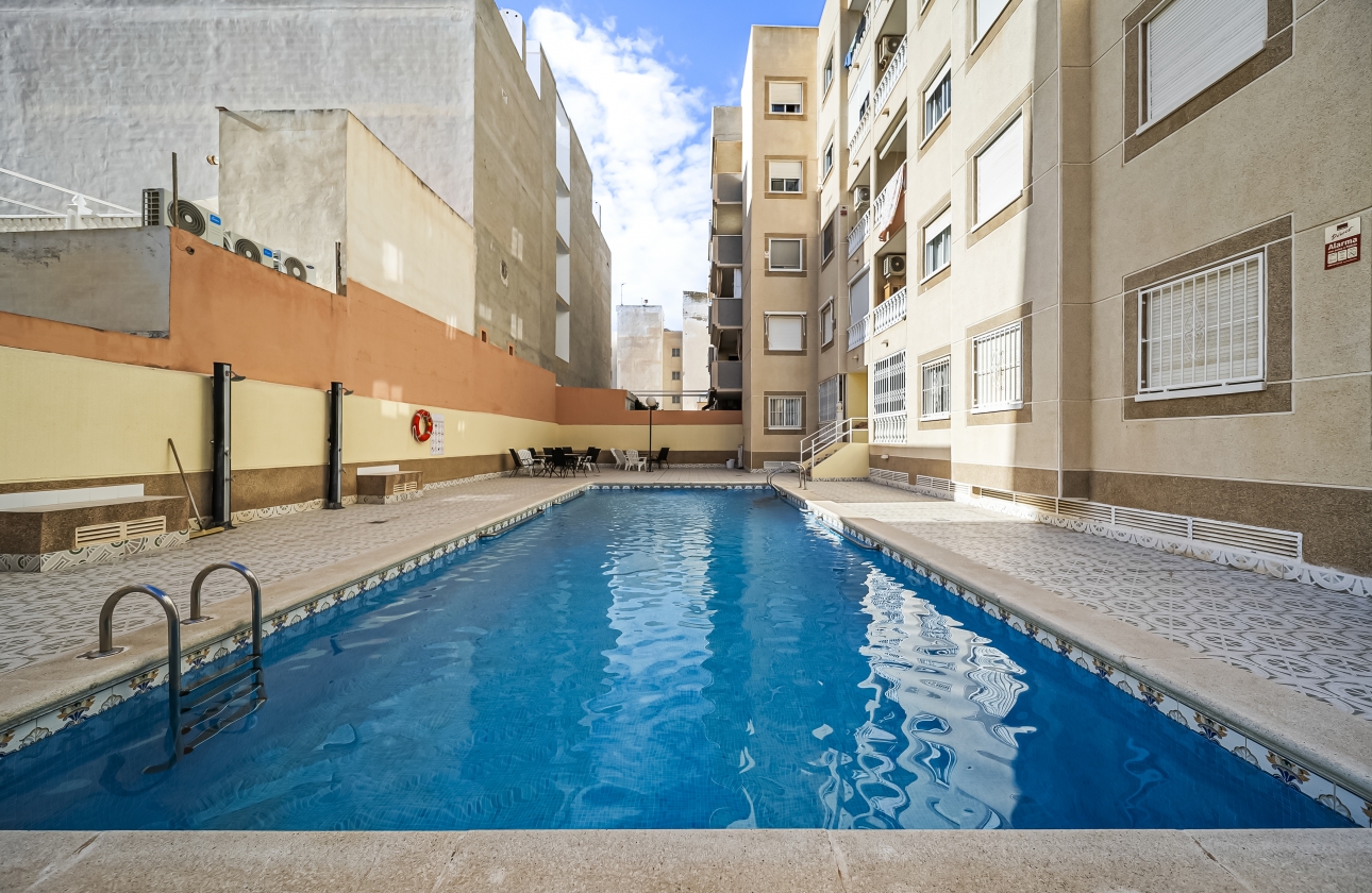 Resale - Apartment / flat - Torrevieja - Centro