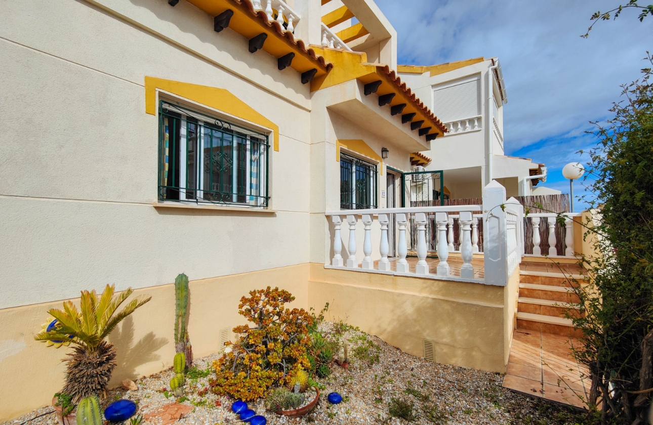 Resale - House - Orihuela Costa - La Florida