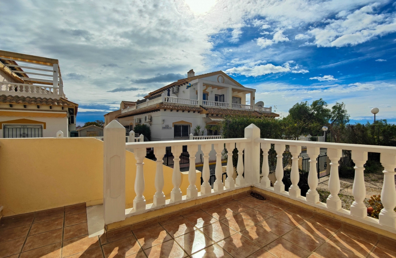 Resale - House - Orihuela Costa - La Florida