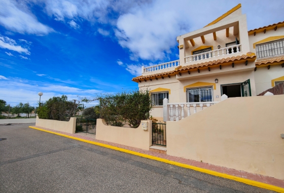 Resale - House - Orihuela Costa - La Florida