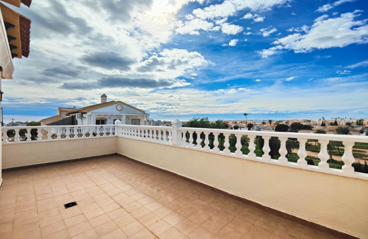 Resale - House - Orihuela Costa - La Florida