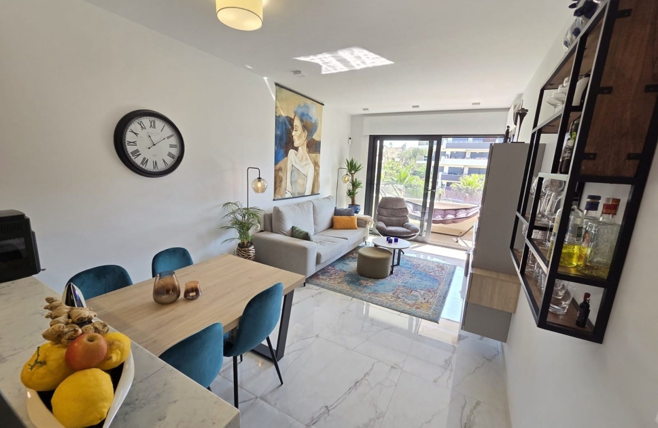 Resale - Apartment / flat - Orihuela Costa - Los Altos