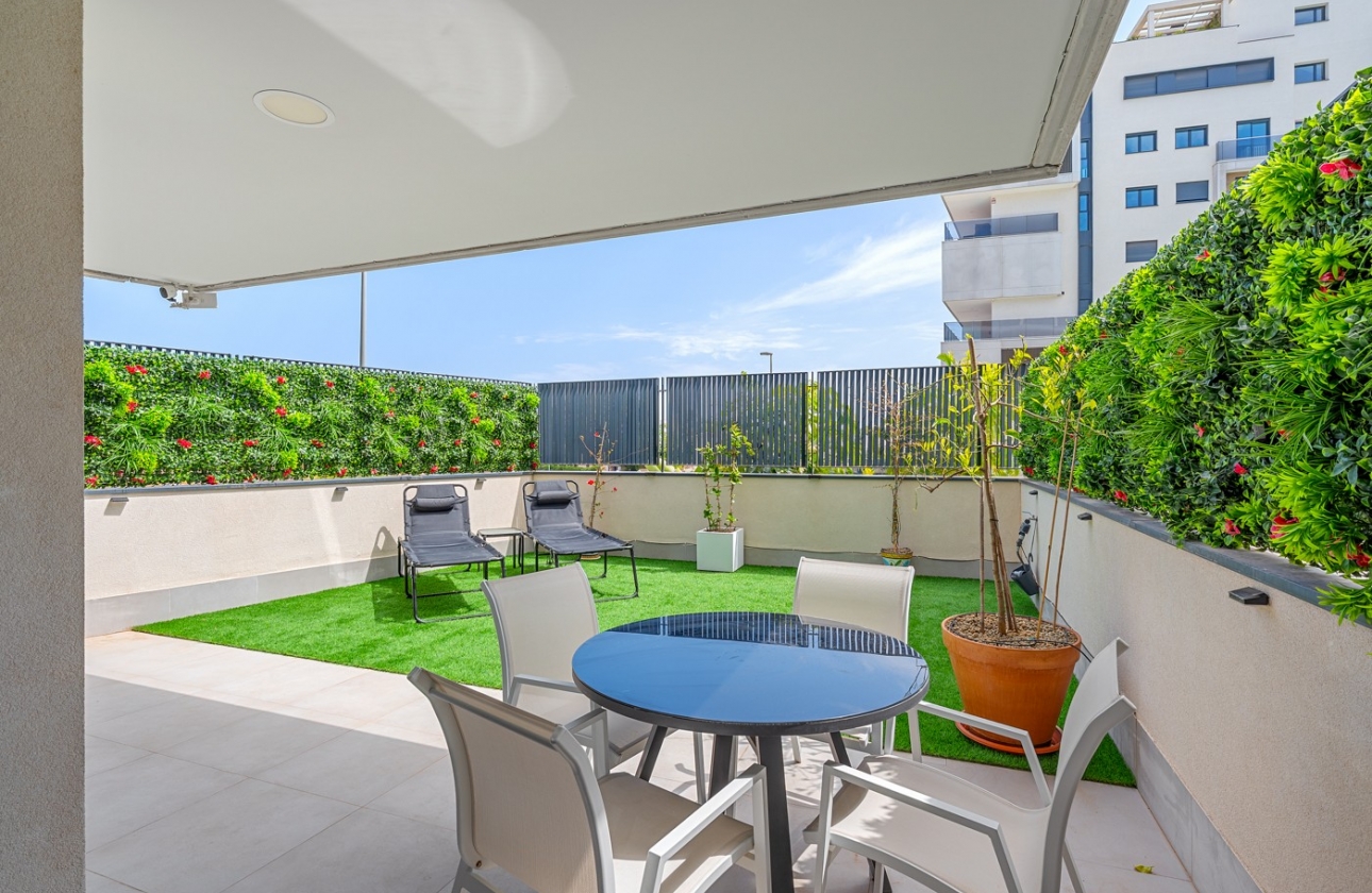 Herverkoop - Appartement / flat - Campoamor - Dehesa de campoamor