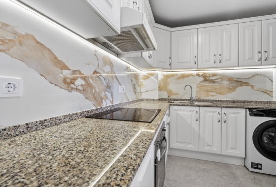 Resale - Apartment / flat - Orihuela Costa - Campoamor
