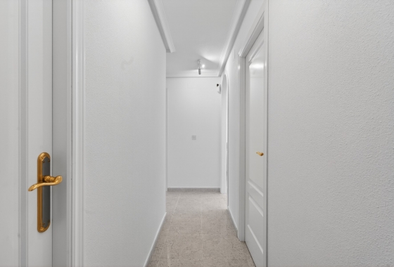 Resale - Apartment / flat - Orihuela Costa - Campoamor
