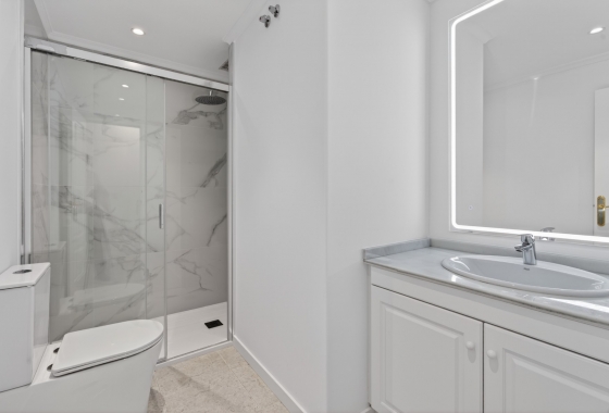 Resale - Apartment / flat - Orihuela Costa - Campoamor