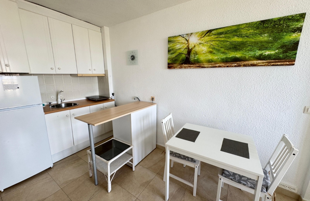 Resale - Apartment / flat - Torrevieja - Torrevieja>Cabo Cervera