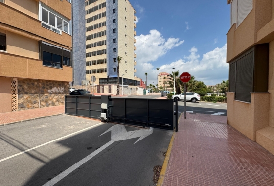 Resale - Apartment / flat - Torrevieja - Torrevieja>Cabo Cervera