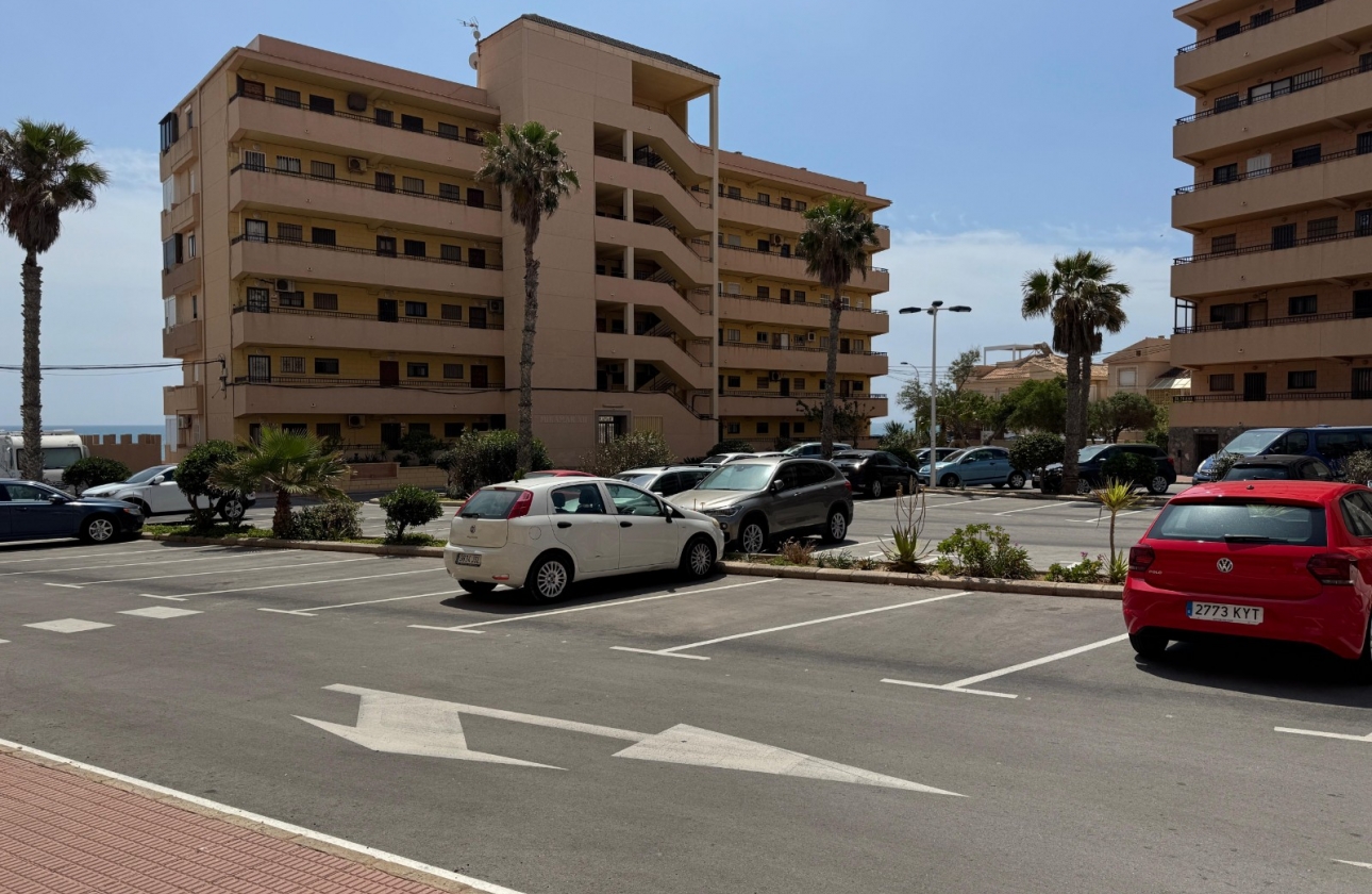 Resale - Apartment / flat - Torrevieja - Torrevieja>Cabo Cervera