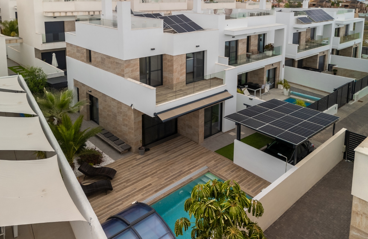 Resale - Villa - Los Montesinos