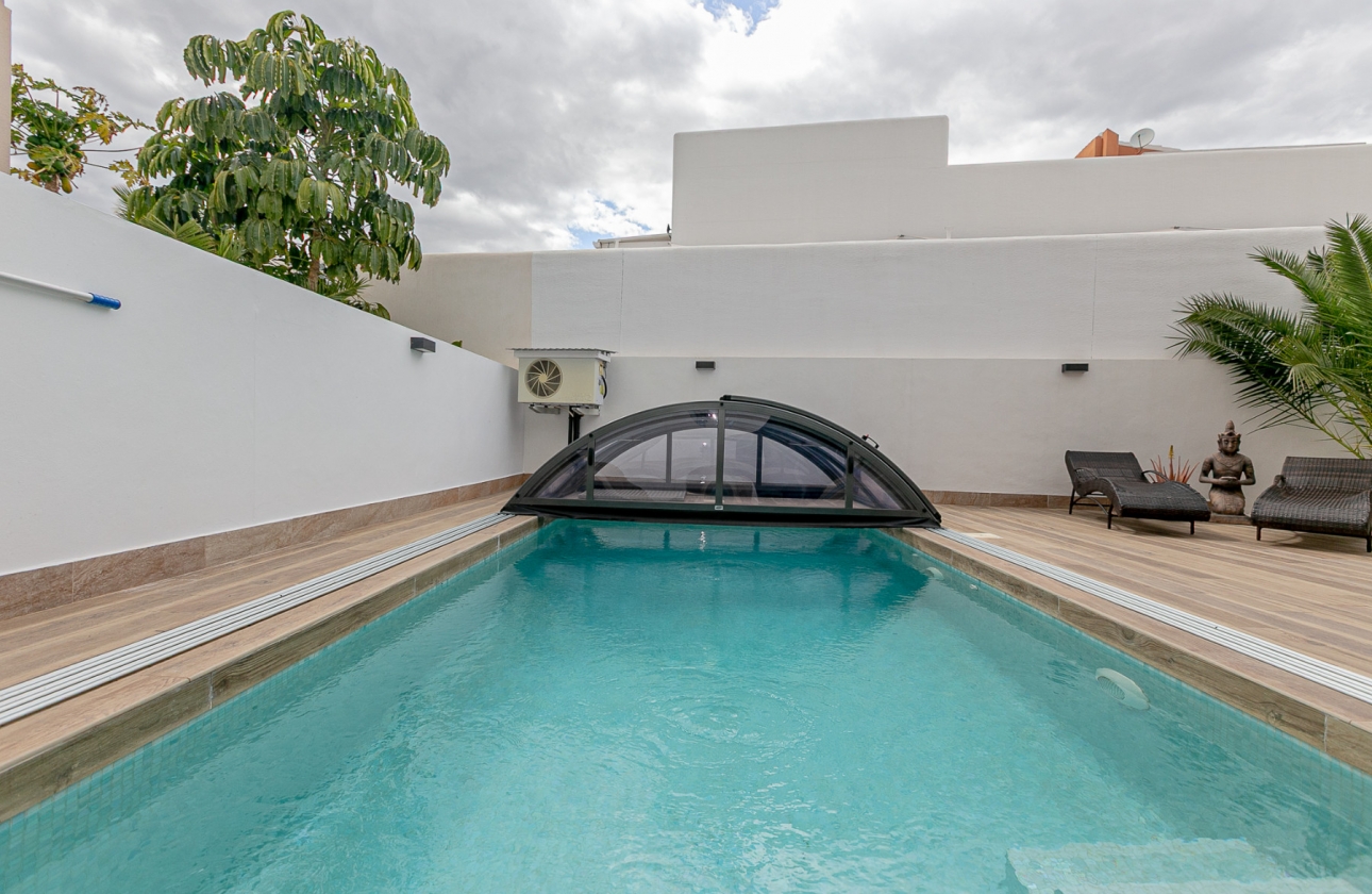 Resale - Villa - Los Montesinos