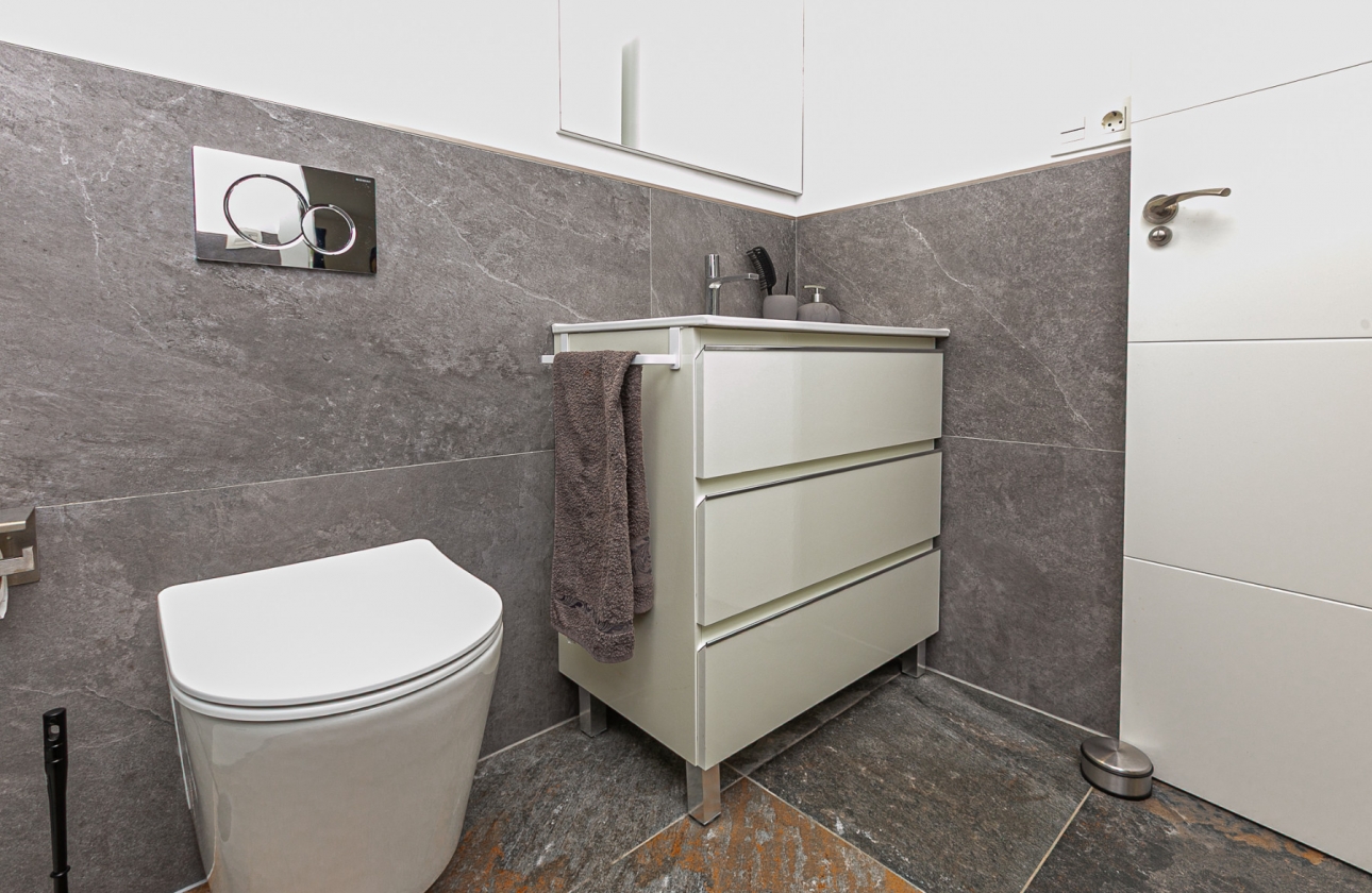 Resale - Villa - Los Montesinos