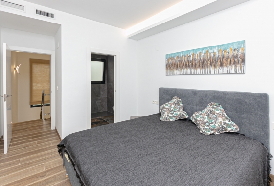 Resale - Villa - Los Montesinos