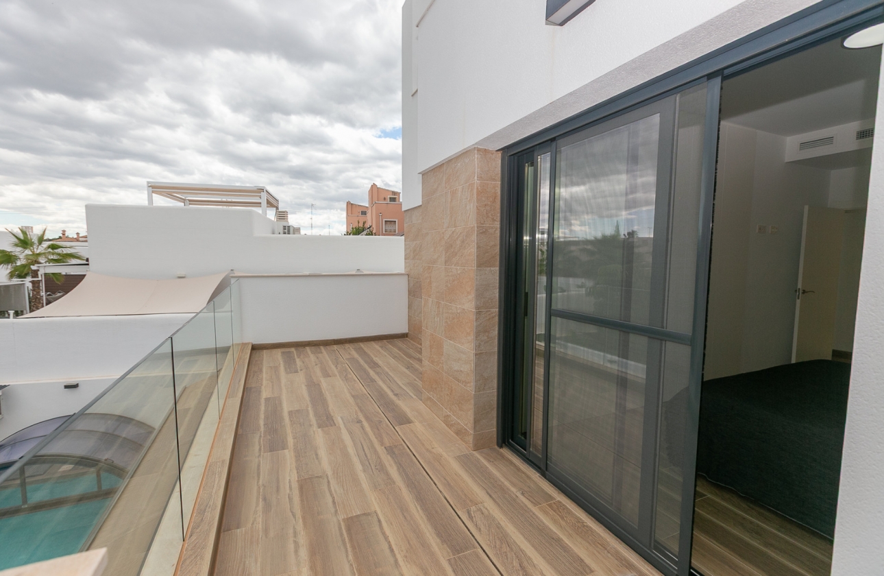 Resale - Villa - Los Montesinos