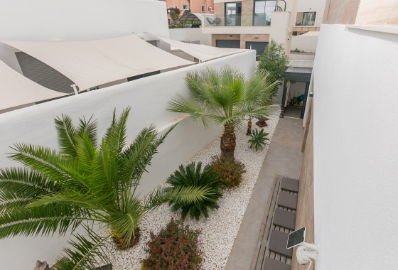 Resale - Villa - Los Montesinos