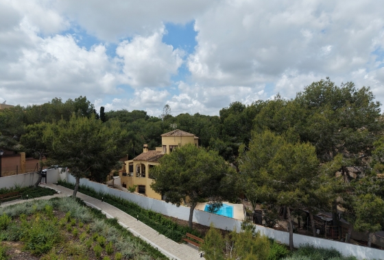 Wiederverkauf - Villa - Orihuela Costa - Villamartín