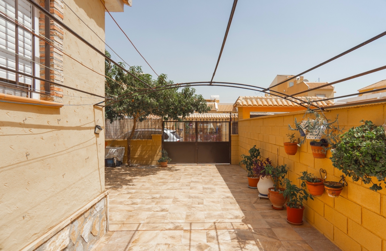 Wiederverkauf - Villa - Ciudad Quesada - Lo Marabú