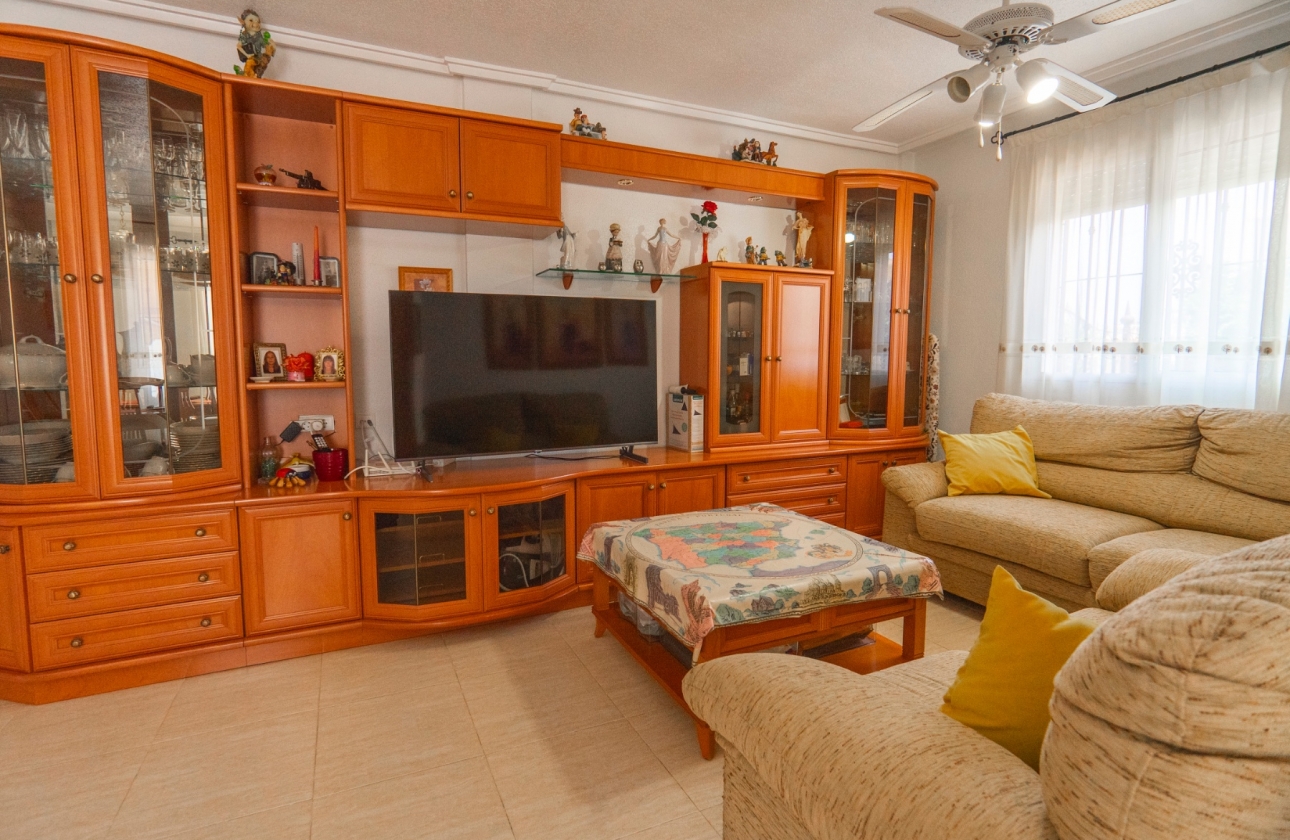 Wiederverkauf - Villa - Ciudad Quesada - Lo Marabú