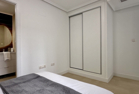 Wiederverkauf - Wohnung - Torrevieja
