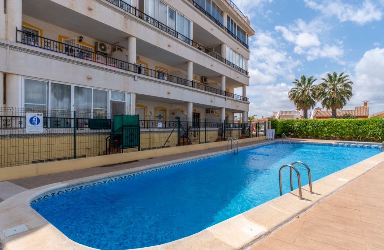 Resale - Apartment / flat - Orihuela Costa - La Florida