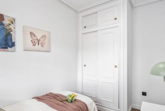 Resale - Apartment / flat - Orihuela Costa - La Florida