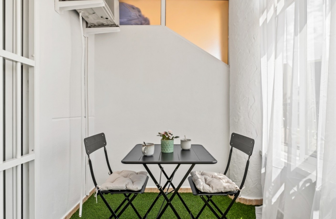 Resale - Apartment / flat - Orihuela Costa - La Florida