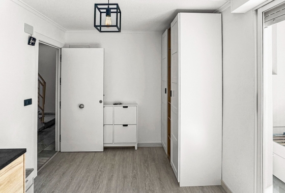 Resale - Apartment / flat - Torrevieja