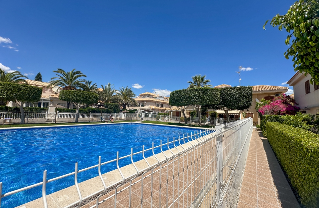 Resale - Apartment / flat - Orihuela Costa - Playa Flamenca