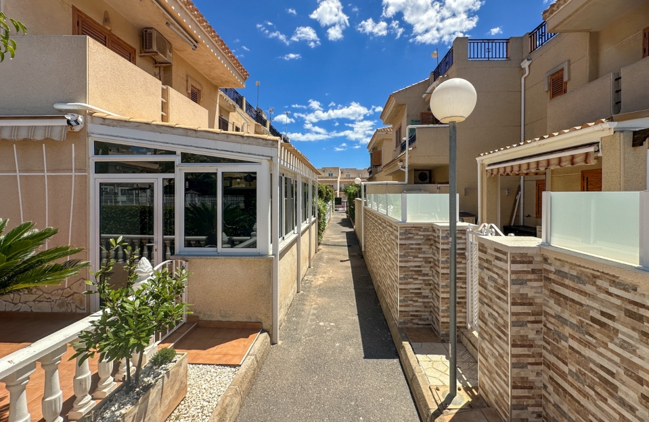 Resale - Apartment / flat - Orihuela Costa - Playa Flamenca