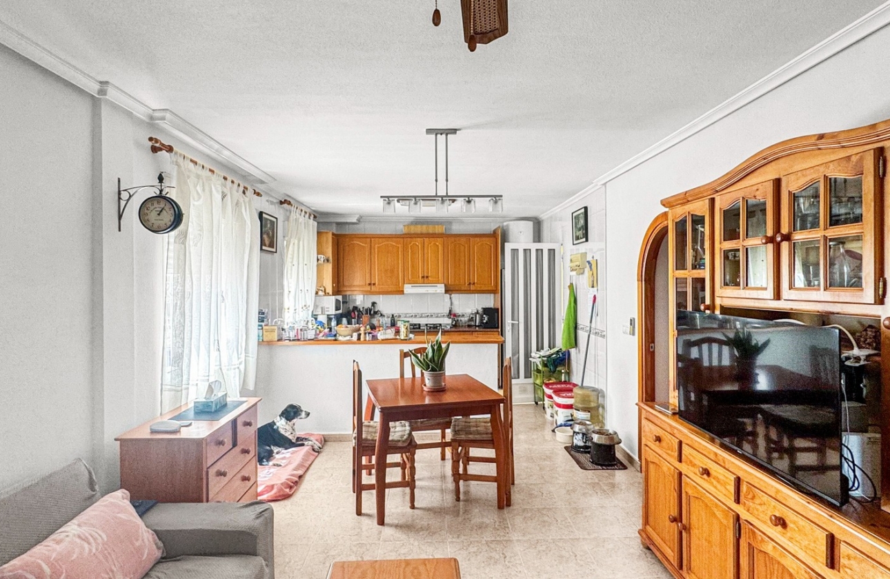 Reventa - Apartamento / piso - Orihuela Costa - Los Almendros-La Florida