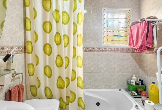 Reventa - Apartamento / piso - Orihuela Costa - Los Almendros-La Florida