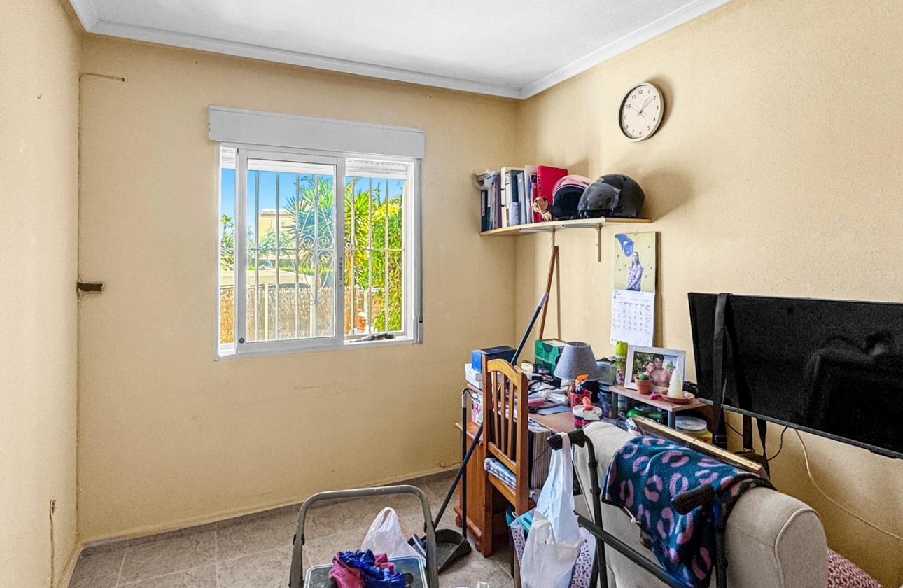 Reventa - Apartamento / piso - Orihuela Costa - Los Almendros-La Florida