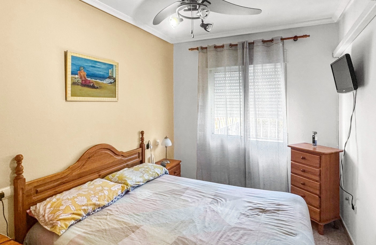Reventa - Apartamento / piso - Orihuela Costa - Los Almendros-La Florida